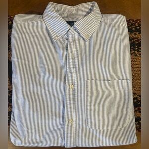 Charles Tyrwhitt Light Blue and White Striped Casual Button-Down Shirt